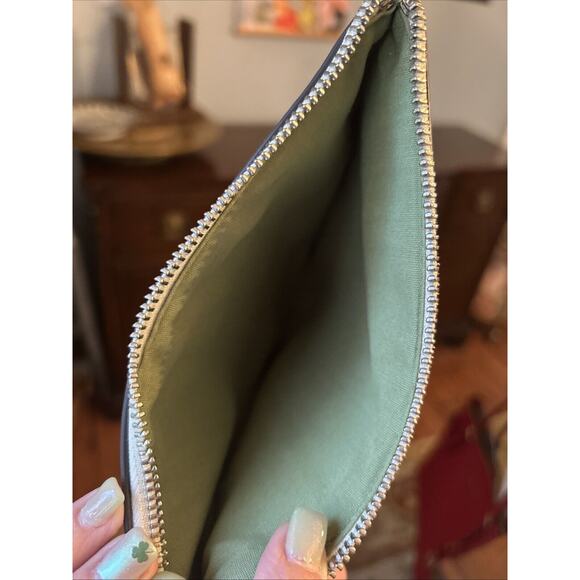 Steve Madden Women's Cosmetic Bag Neutral Floral Print Makeup Pouch Dusty Rose - Picture 5 of 6